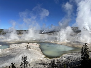 picture of a hot spring